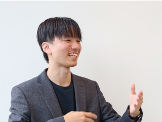 大津留さん.jpg